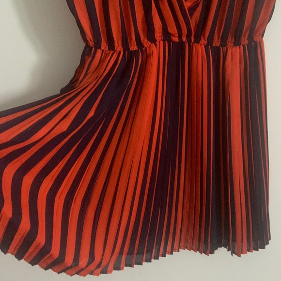 Cute summer dress (2 for 20$) - Picture 2 of 3